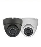 돔형 CCTV 카메라 두 대