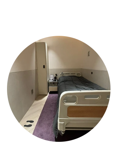 4F Suite room 1인 회복실 침대